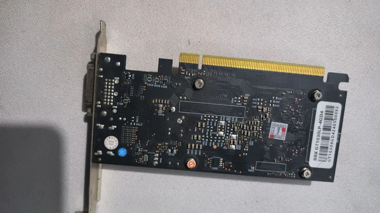 GT 1030 4GB LP - Foto 2