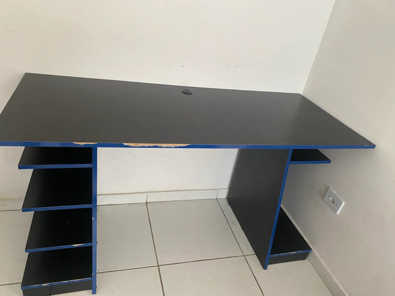 Mesa gamer /escrivaninha 