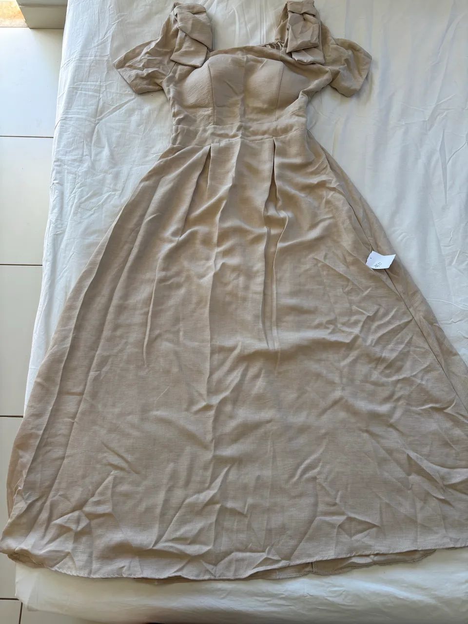Vestido mídi modesto 