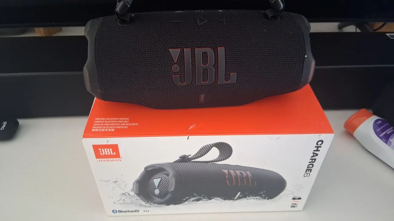 Caixa JBL charge 6