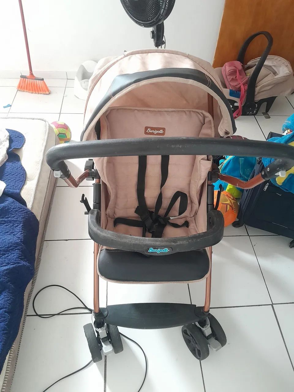 Carrinho e bebê conforto burigotto 