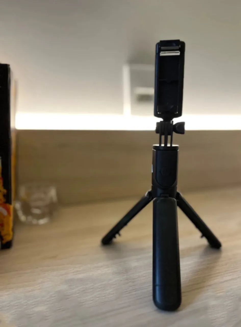 Tripé bastão pau de selfie para celular com suporte e bluetooth - Foto 5