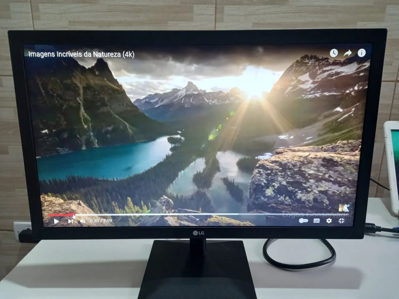 Monitor LG 20 polegadas led entradas HDMI e VGA usado!!! - Foto 3