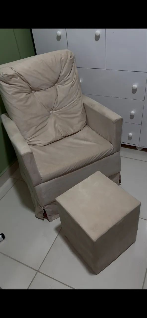 Poltrona de amamentação + Puff - Foto 3