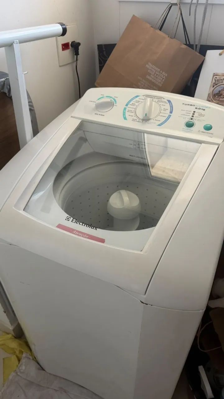 Maquina de lavar roupa Eletrolux - 9 Kg