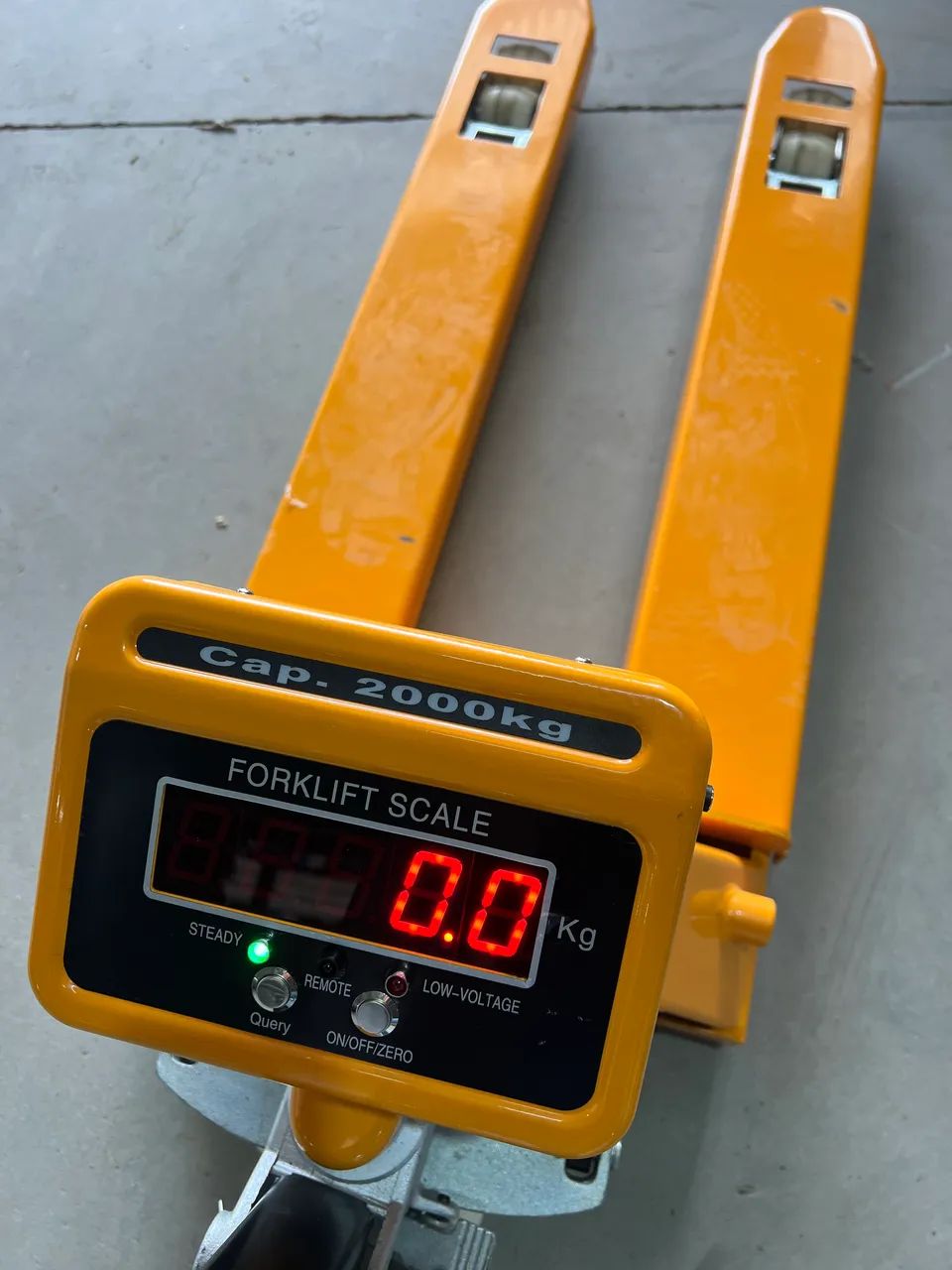 Paleteira com balança 2 toneladas - Foto 4