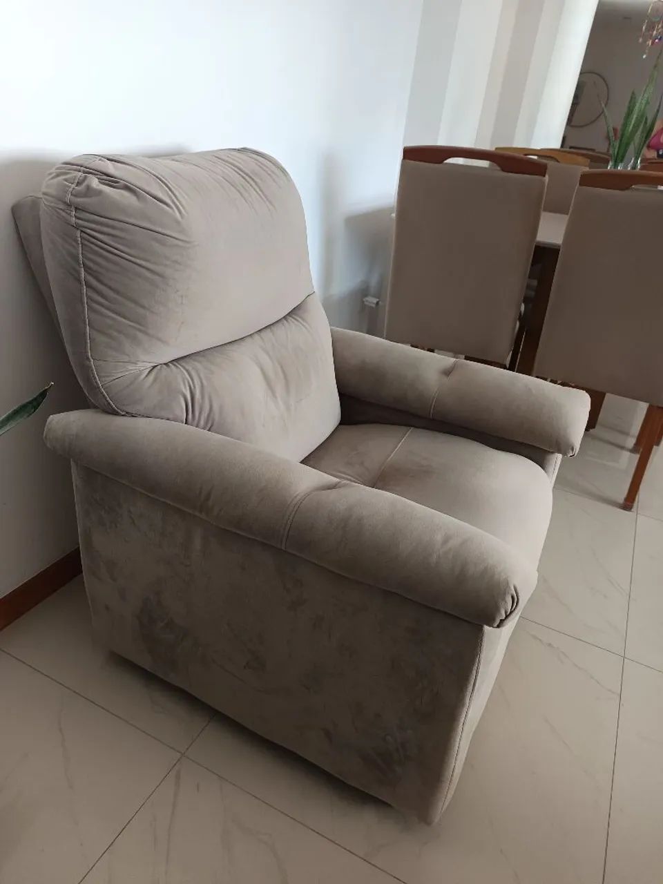 Poltrona reclinável confortável - R$ 450 - Foto 3