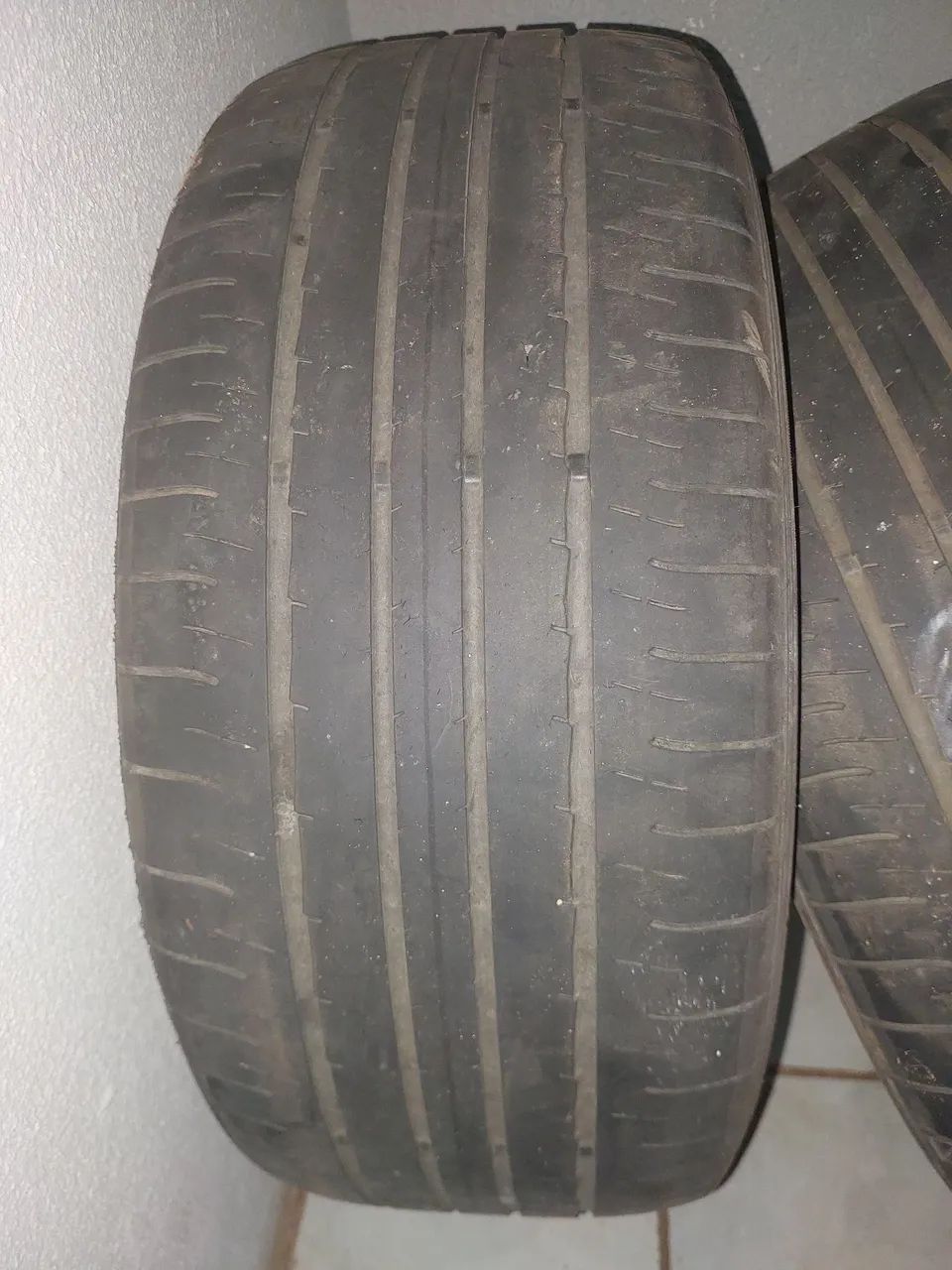 Vendo pneu 225/50/18 - Foto 4