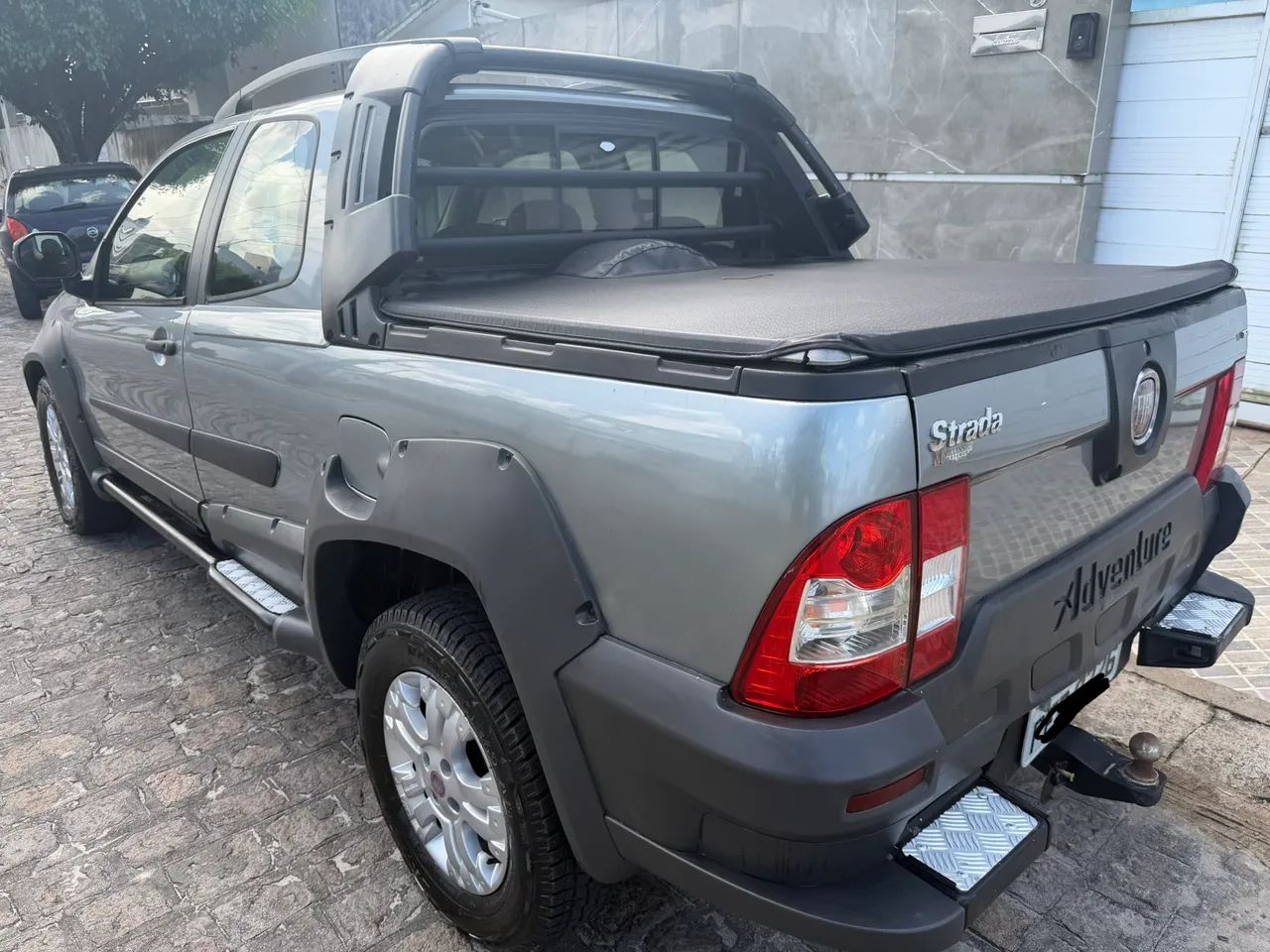 Fiat Strada Adventure1.8/ 1.8 Locker Flex CD 2012 - Foto 2