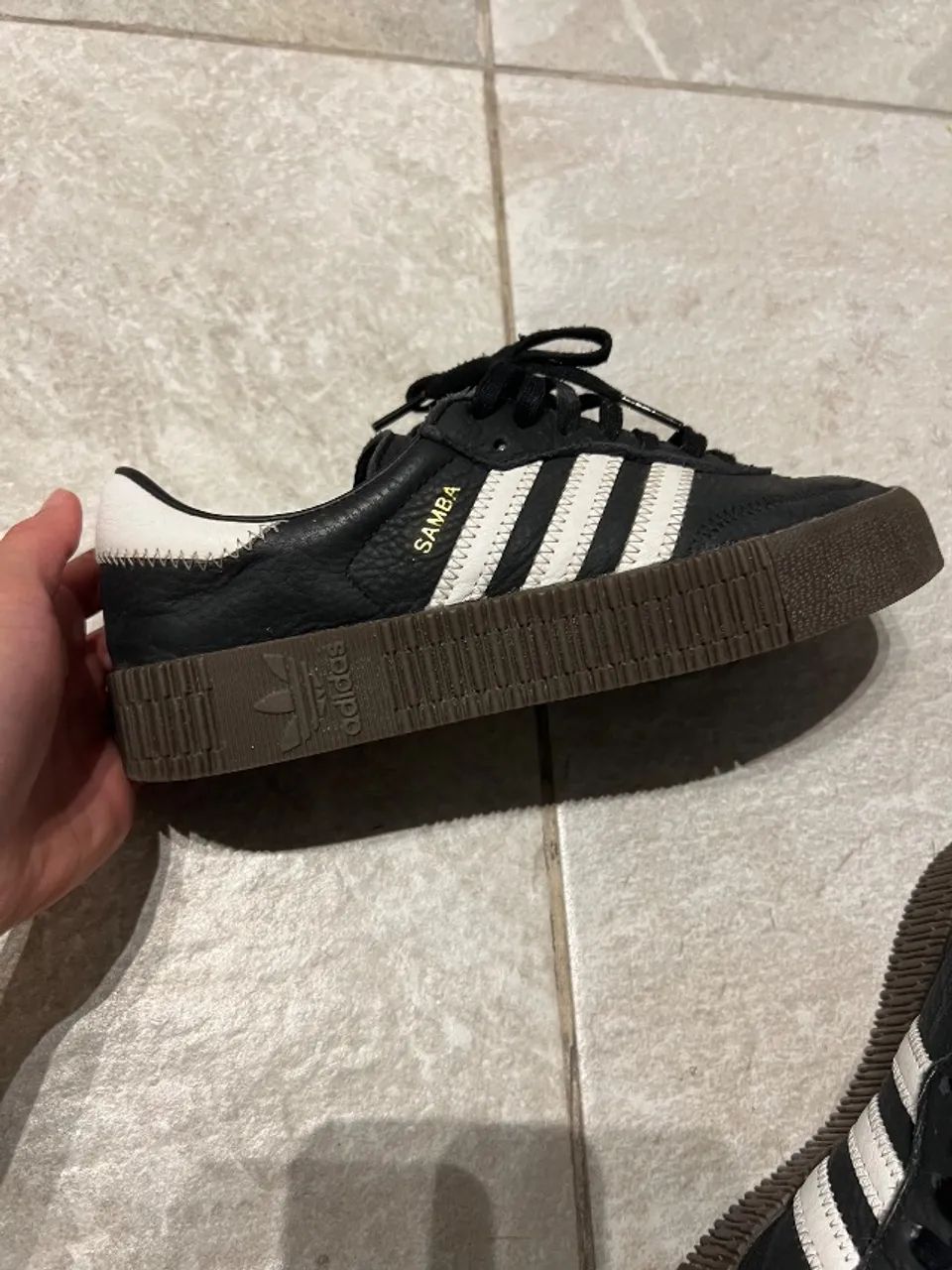 Adidas Samba Original Preto e Branco  - Foto 4
