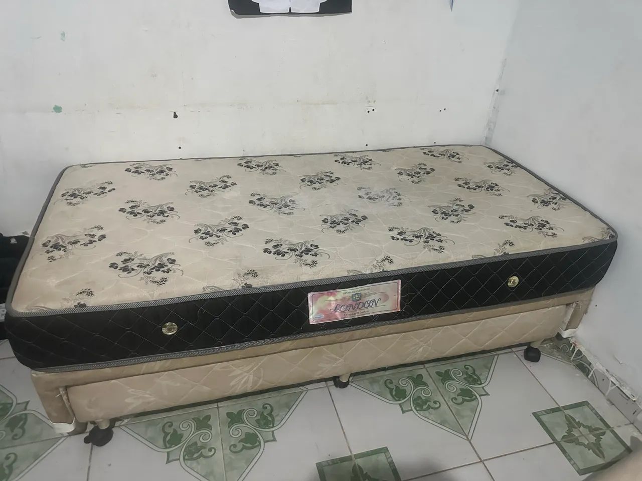 Cama box solteiro