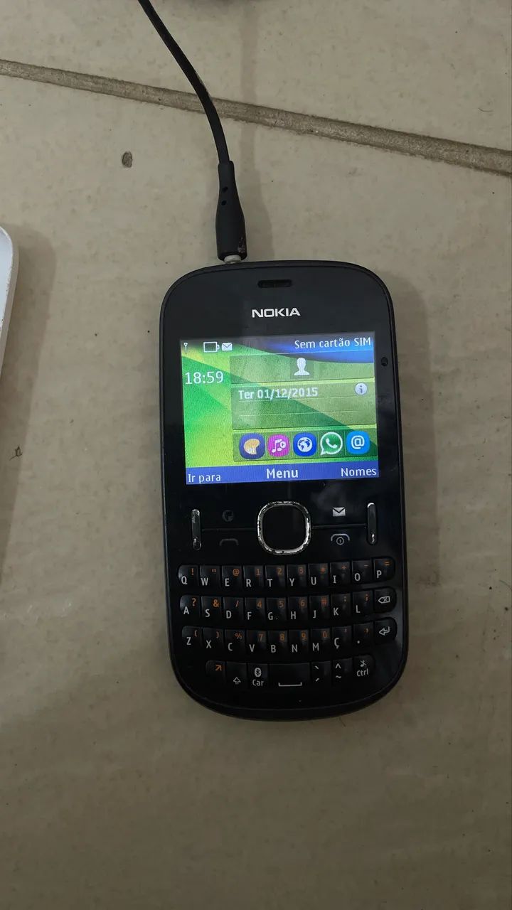 Telefone Nokia 201 - Foto 2