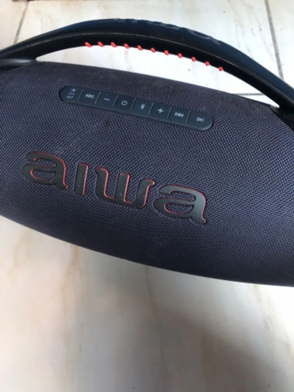 Caixa de som bombox uawa