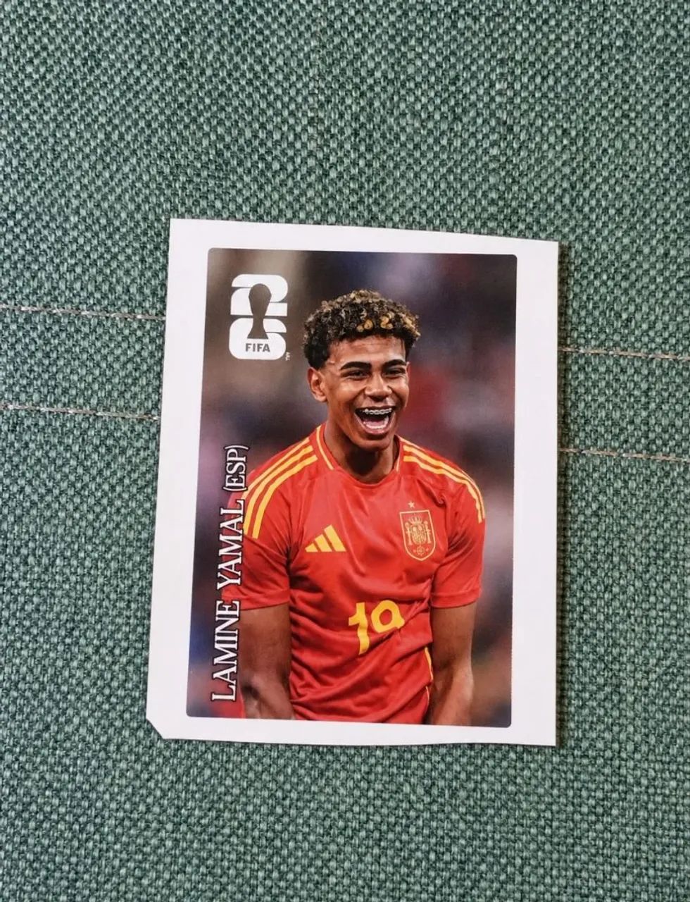 Figurinha Lamine Yamal FIFA Coca Cola Futuro Craque da Copa do Mundo 2026  Colecionador - Foto 5