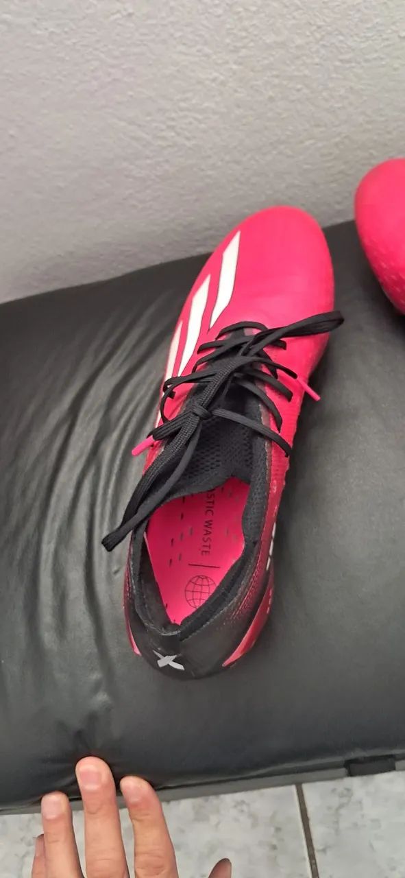 だい Chuteira esportiva adidas - Calçados Esportivos - Centro, Extrema