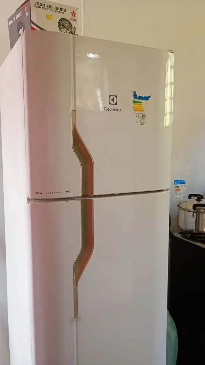 Geladeira electrolux