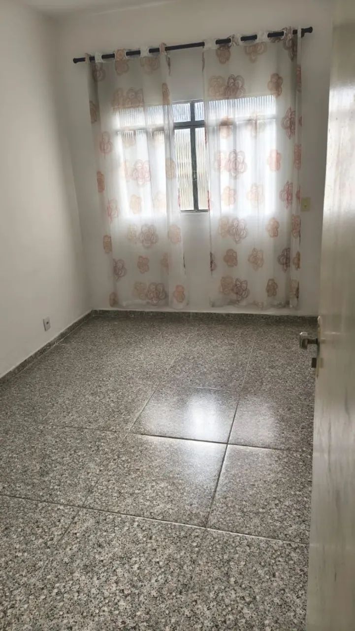 Alugo Barracão 