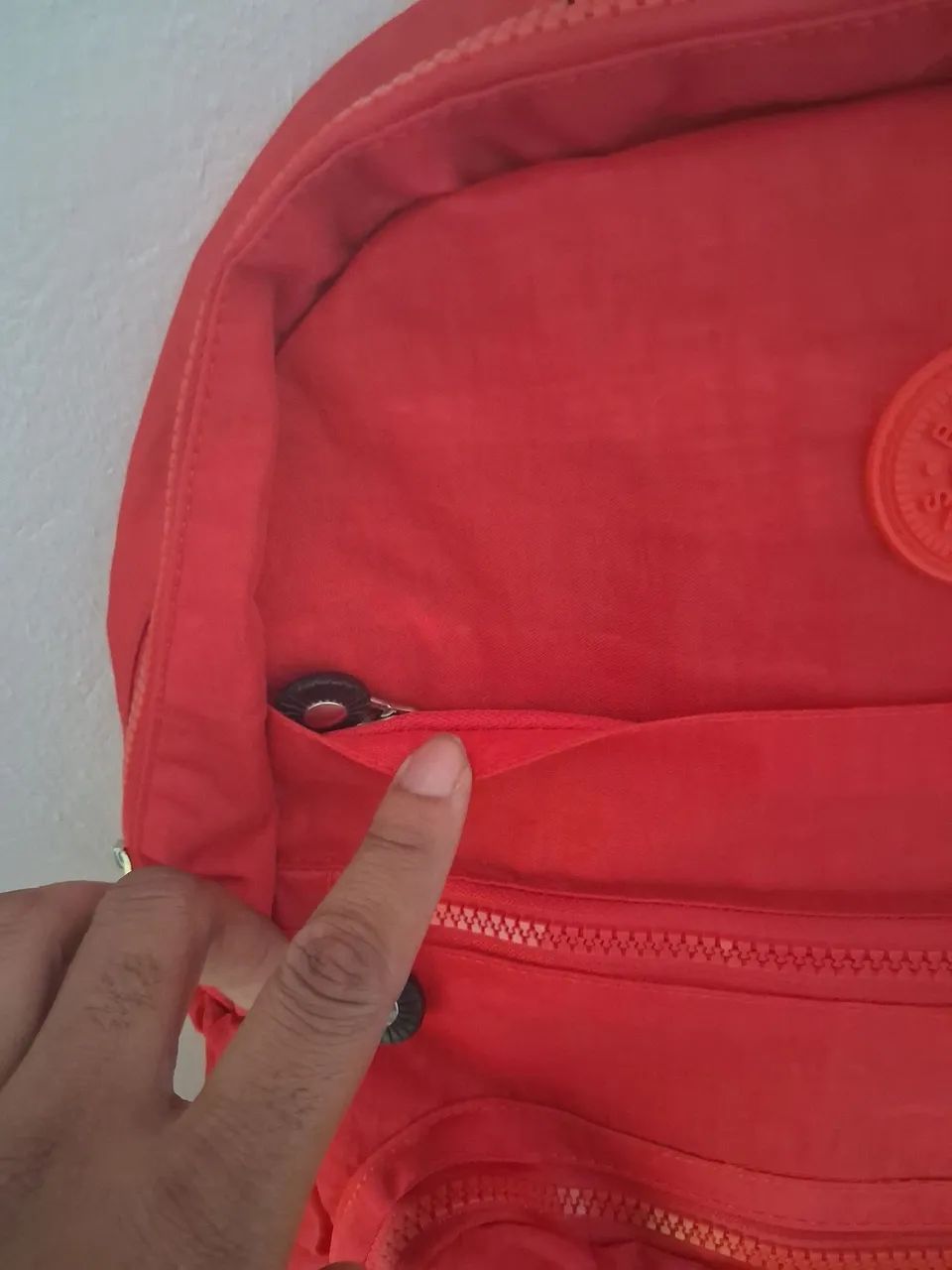 Mochila Tactel Vermelha com 6 Divisões, repartição para notebook  - Foto 3