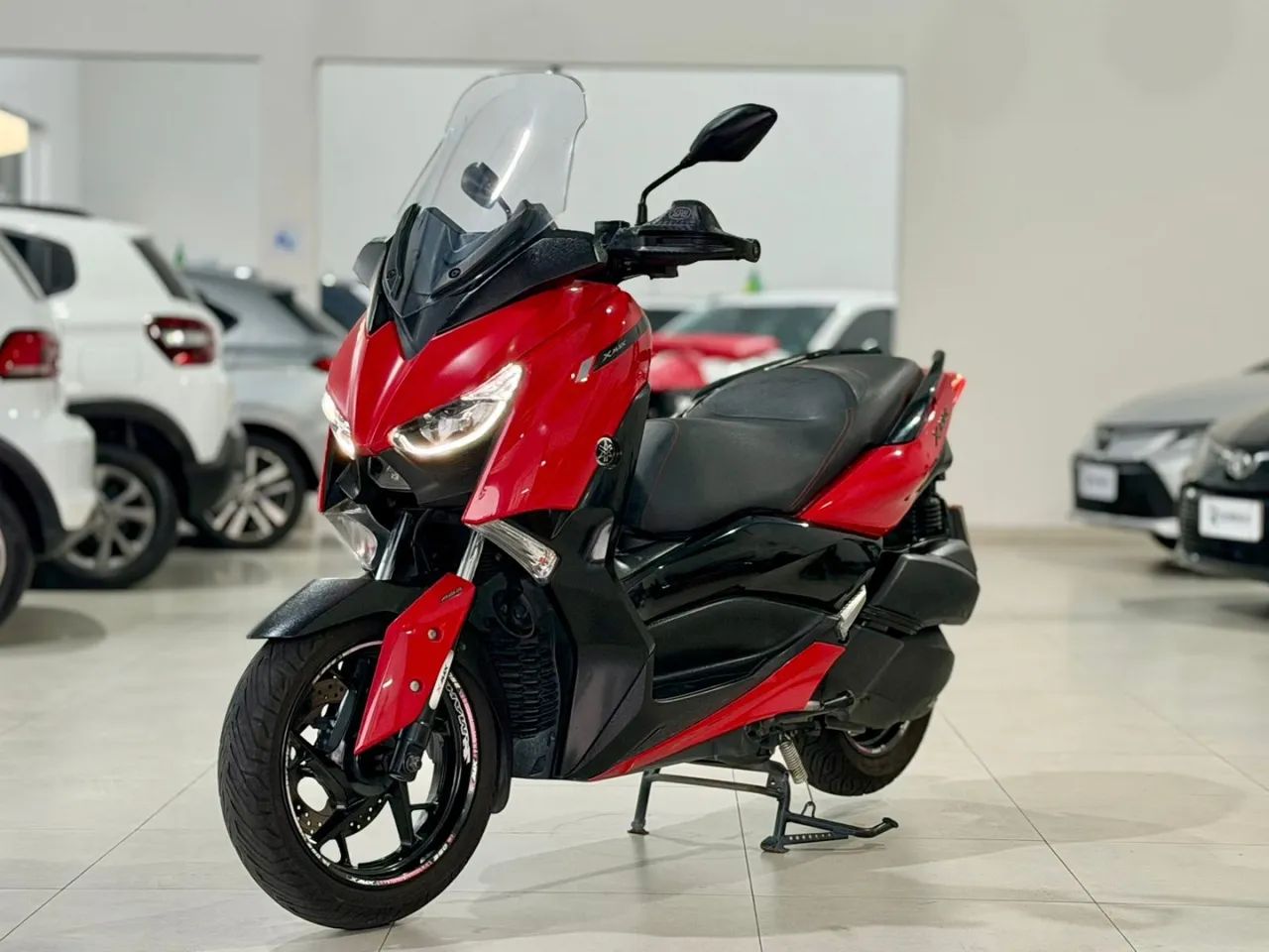 Yamaha Xmax 250 connected abs 2023 - Foto 2