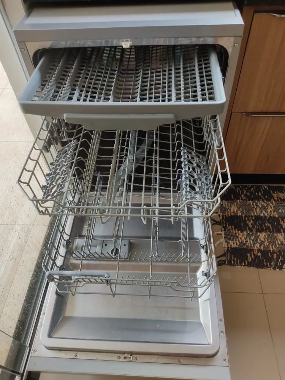 PROMOÇÃO - Lava-louça 14 Serviços Brastemp cor Inox com Ciclo Pesado  - Foto 2
