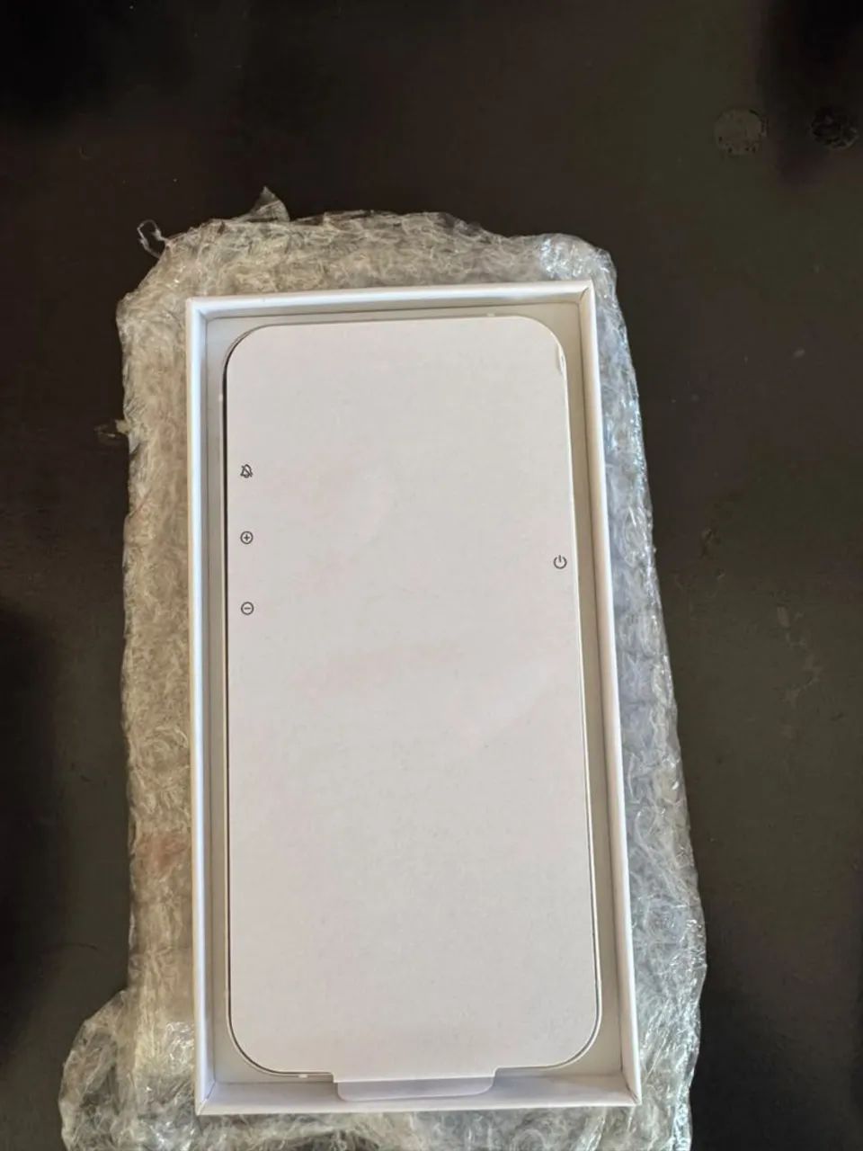 Vende-se iphone 12 128gb Branco Novo - Foto 3