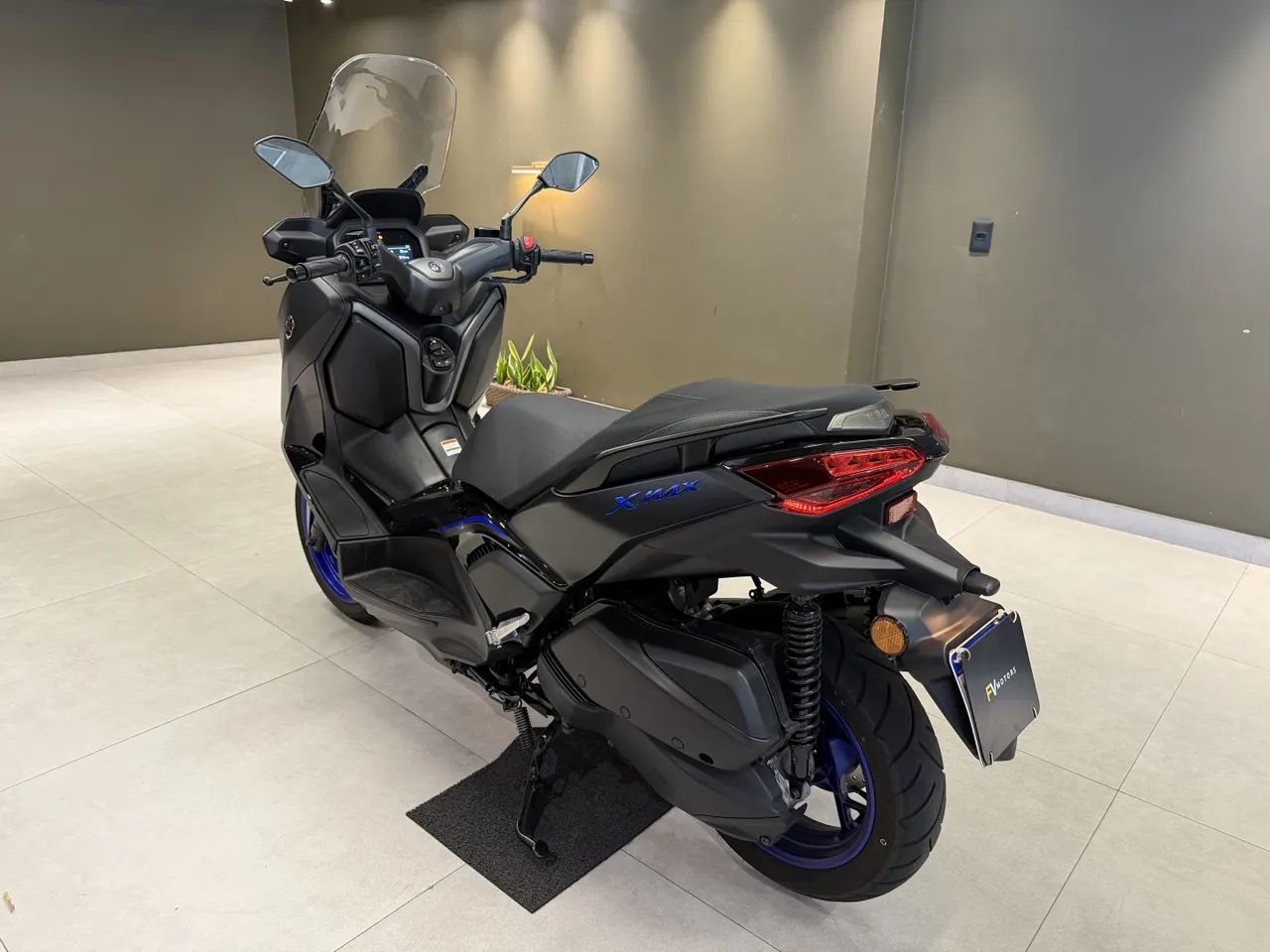 Yamaha Xmax 300 connected abs 2026 - Foto 5