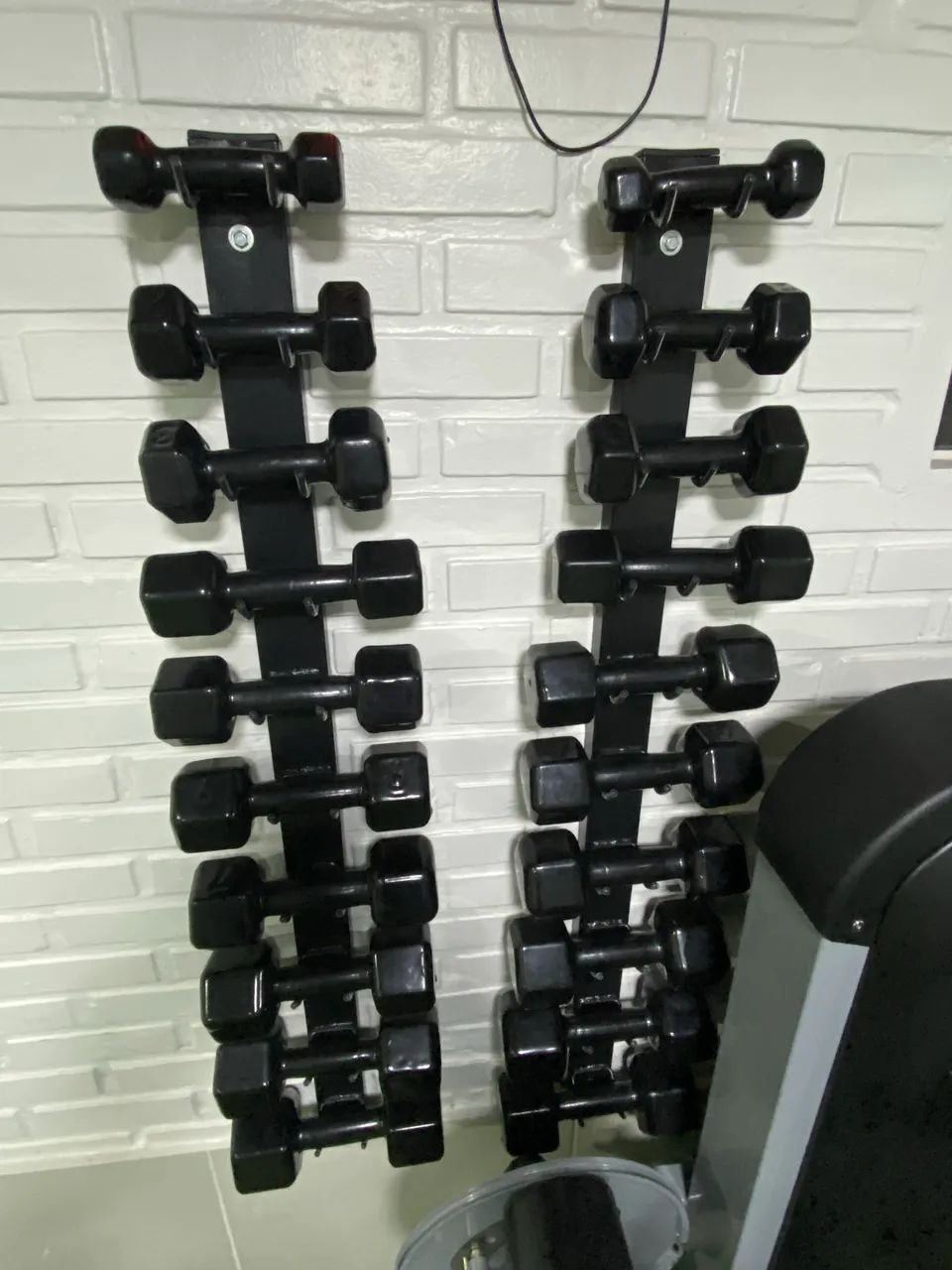 Vendo kit de halteres emborrachado novo - Foto 2