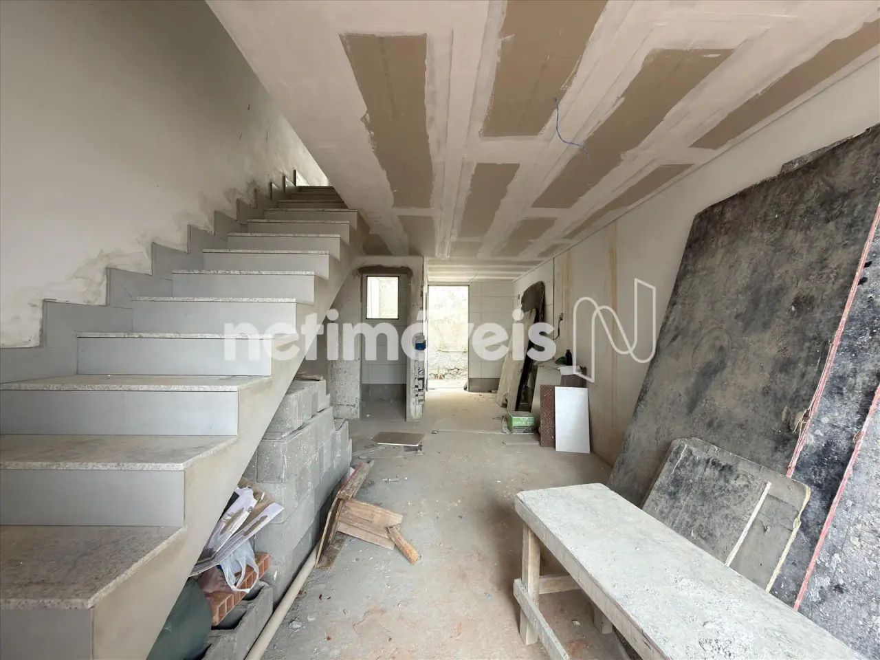 Casa de 2 quartos à venda no Itapoã com 83 m²; e alto padrão