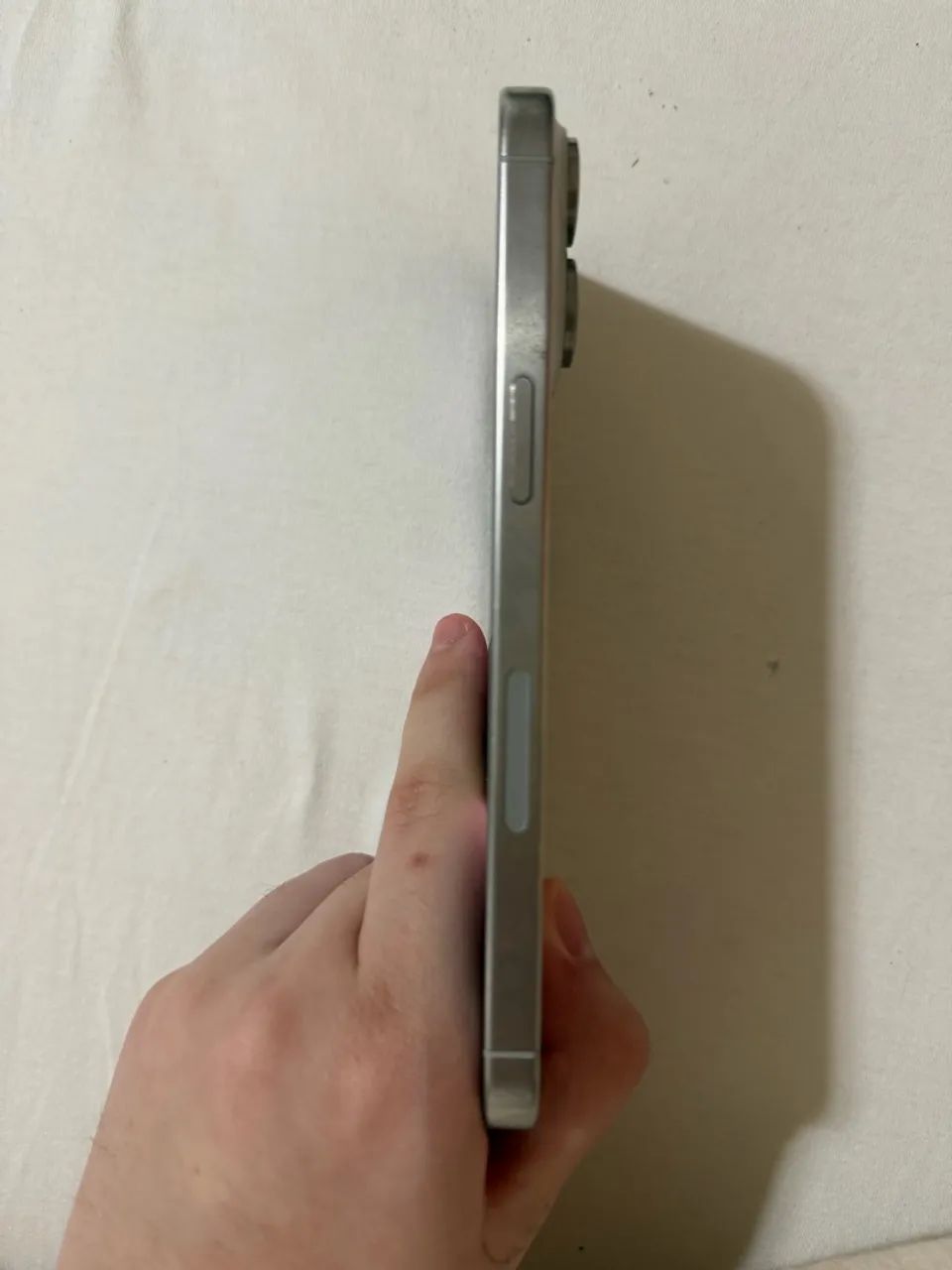 IPHONE 15 PRO MAX BRANCO - Foto 4