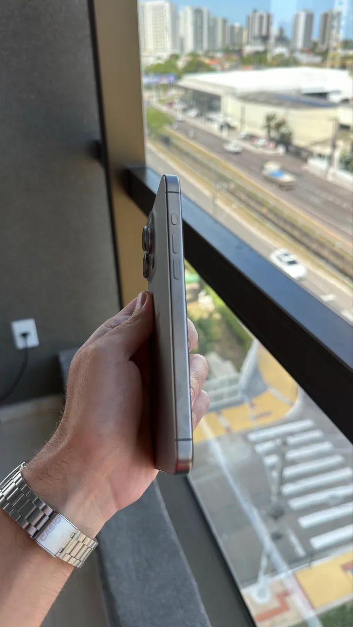 iPhone 15 pro max 256gb Titanium Natural - Foto 4