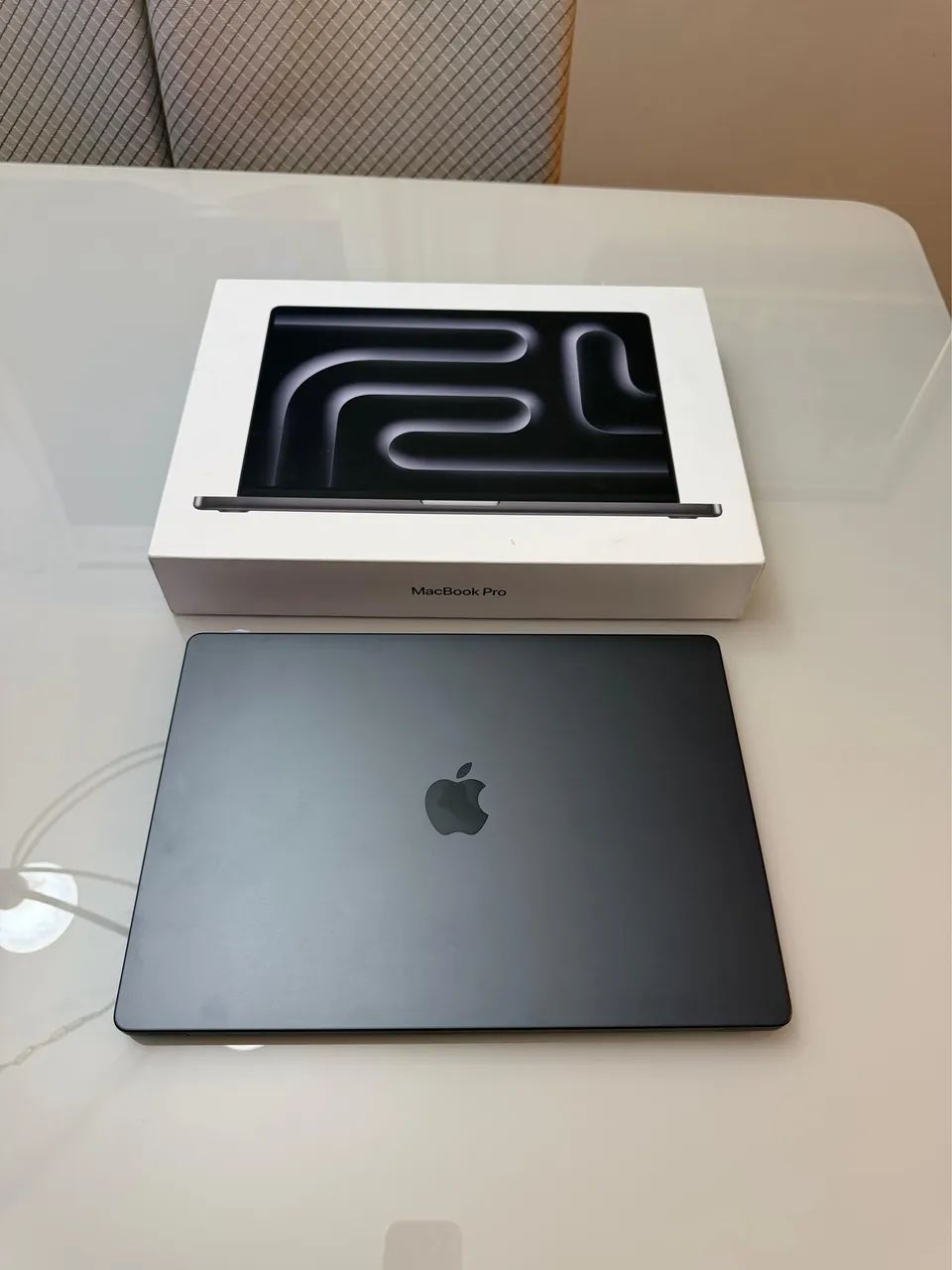 MacBook Pro 16インチ M4 Pro 24GB 512GB Apple Análise do MacBook Pro 16 2024 - Grande autonomia da bateria
