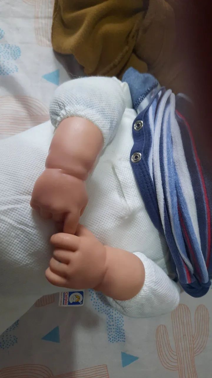 Bebê reborn ninos com chupeta e mamadeira - Foto 2