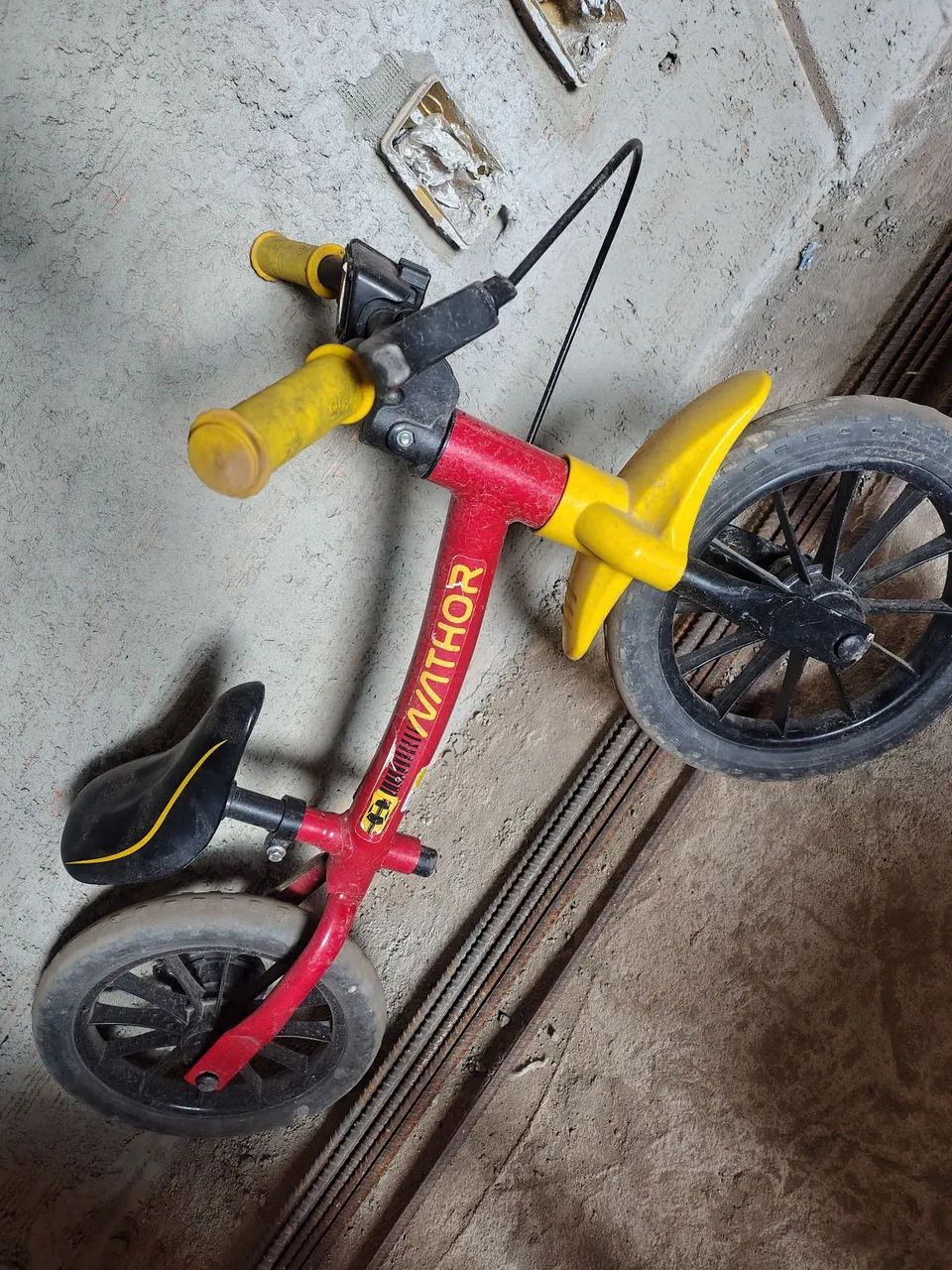 Bicicleta infantil de equilíbrio  - Foto 2