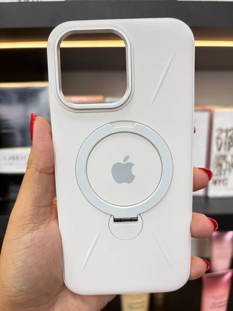Capa iPhone 13 -14Pro Max - 15 -15 Pro Max com suporte (Novo)  - Foto 5