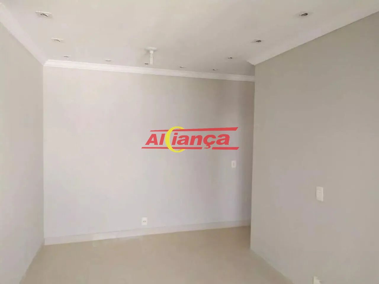Apartamento à venda com 60m², 3 quartos, Cocaia, Guarulhos, SP - Foto 3