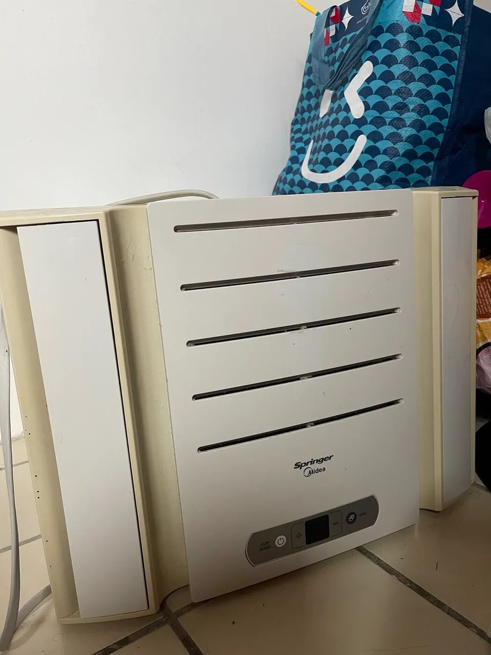 Ar condicionado de janela midea