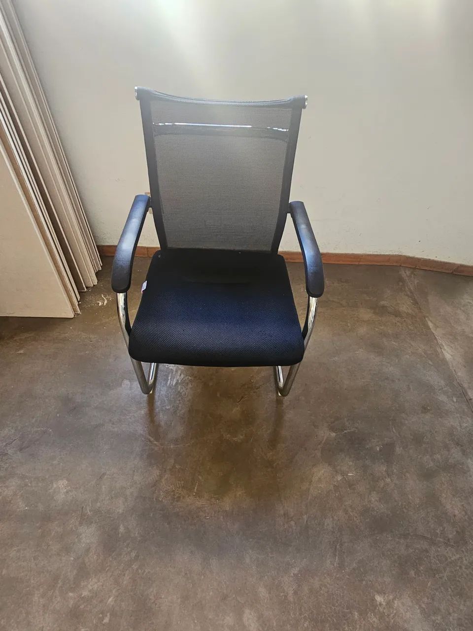 Cadeira de escritório R$150,00 