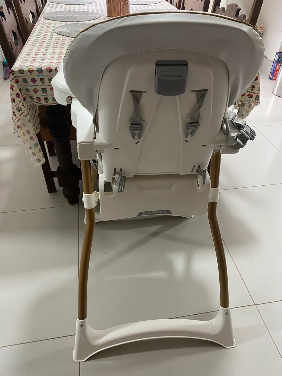 Cadeira alimentação  - Foto 3