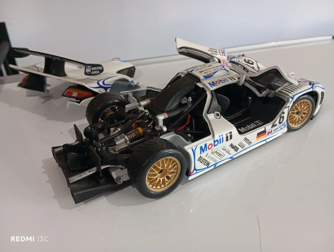 Maisto 1/18 ポルシェ 911 GT1 98　　8/14 Maisto 1/18 ポルシェ 911 GT1 98 8/14 【公式通販】