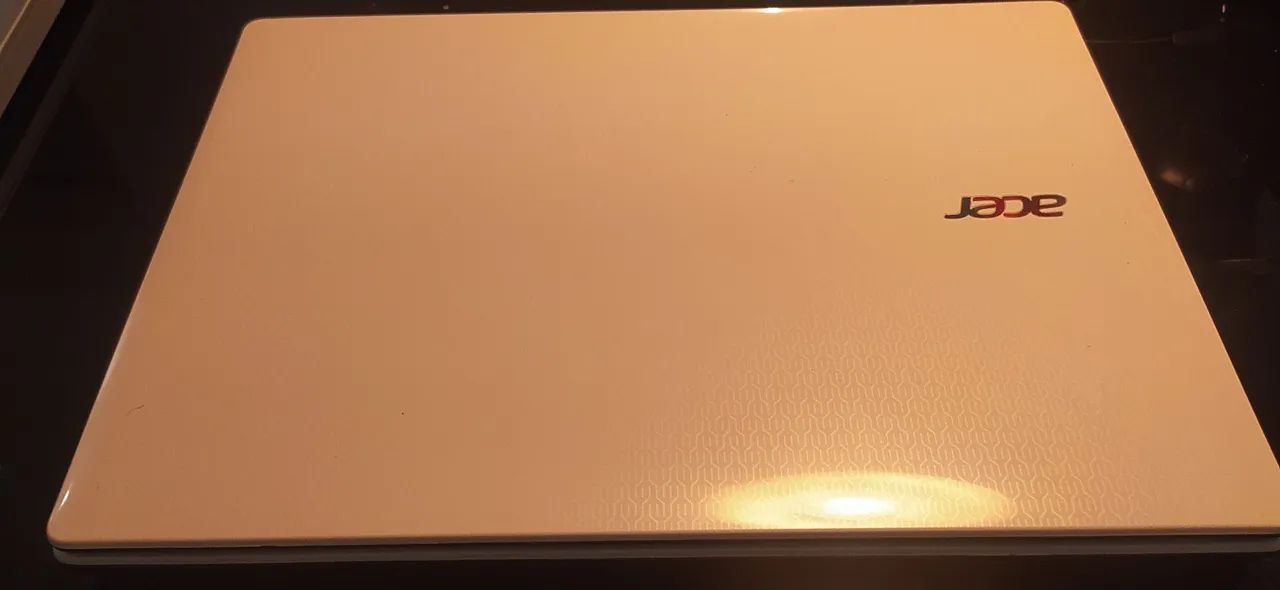 *Notebook Acer Aspire E5-471 usado<br>