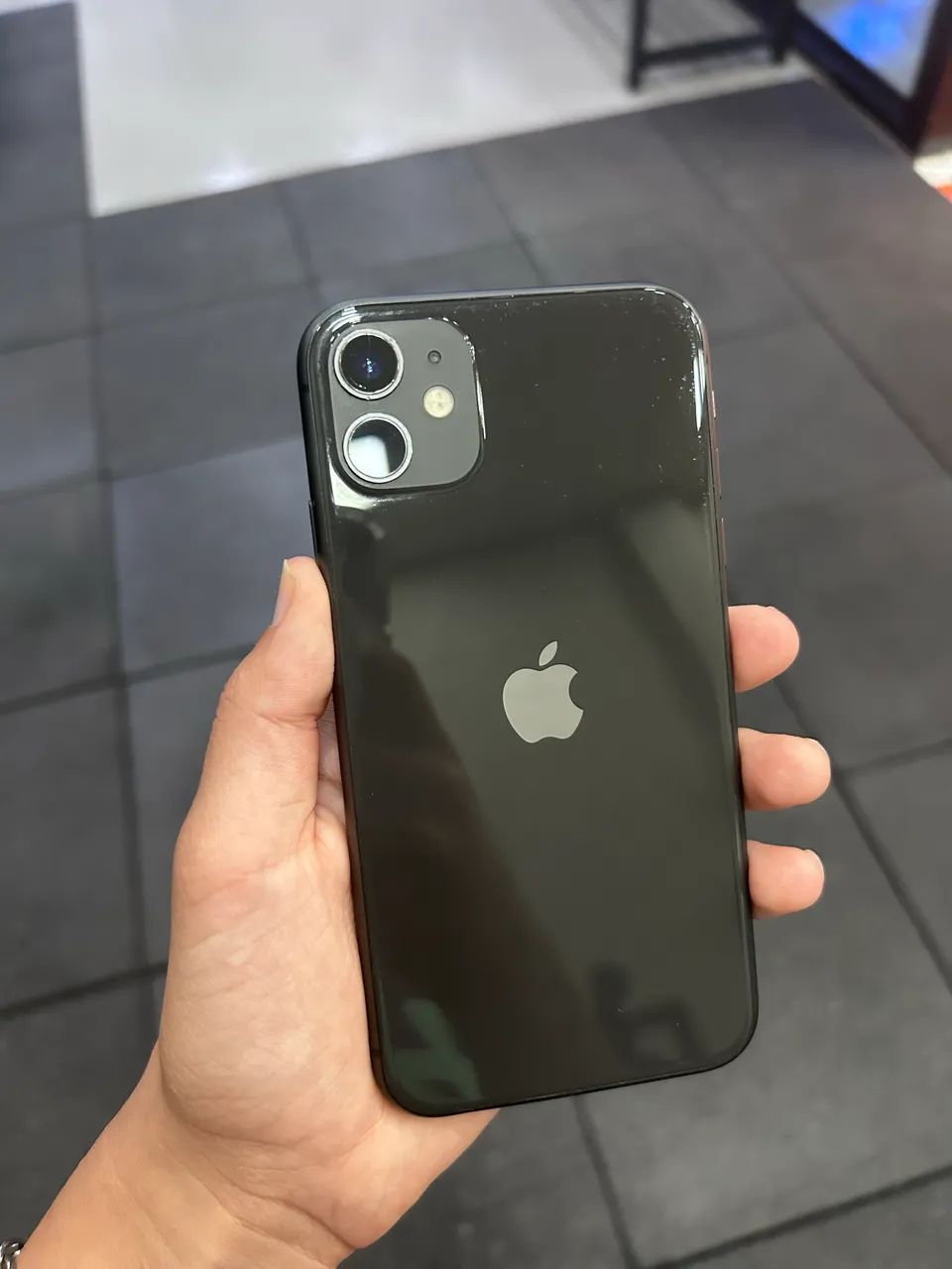 iPhone 11 usado - Foto 2