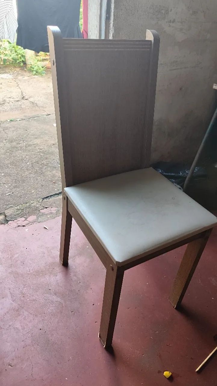 Mesa com 4 cadeiras  - Foto 3