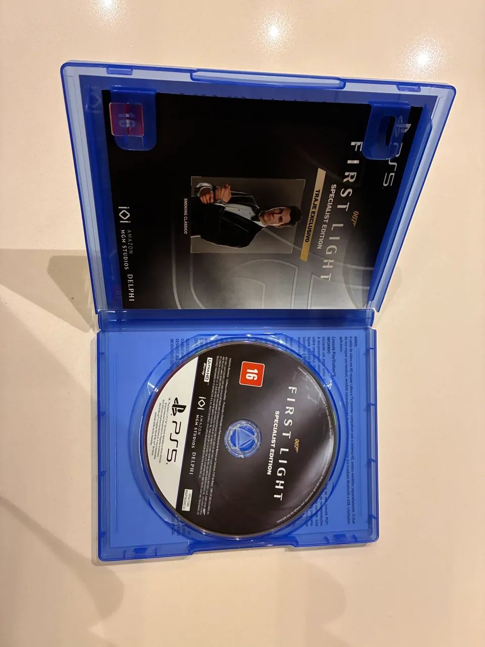 007 First Light - PS5 - Foto 2