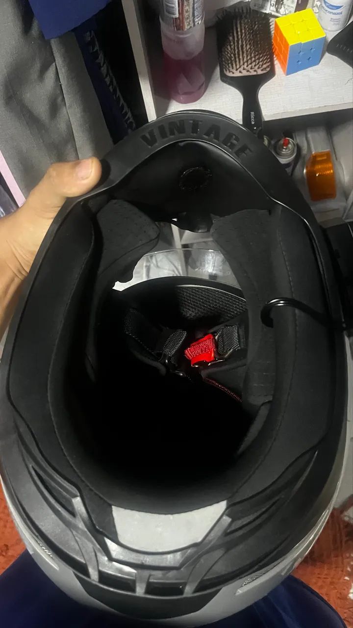 Capacete taurus vintage com intercomunicador  - Foto 2
