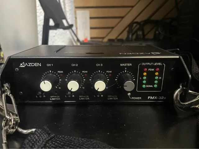★AZDEN FMX-32 マイクミキサー★ mixer portátil AZDEN FMX-32a - Equipamentos e Acessórios de Som