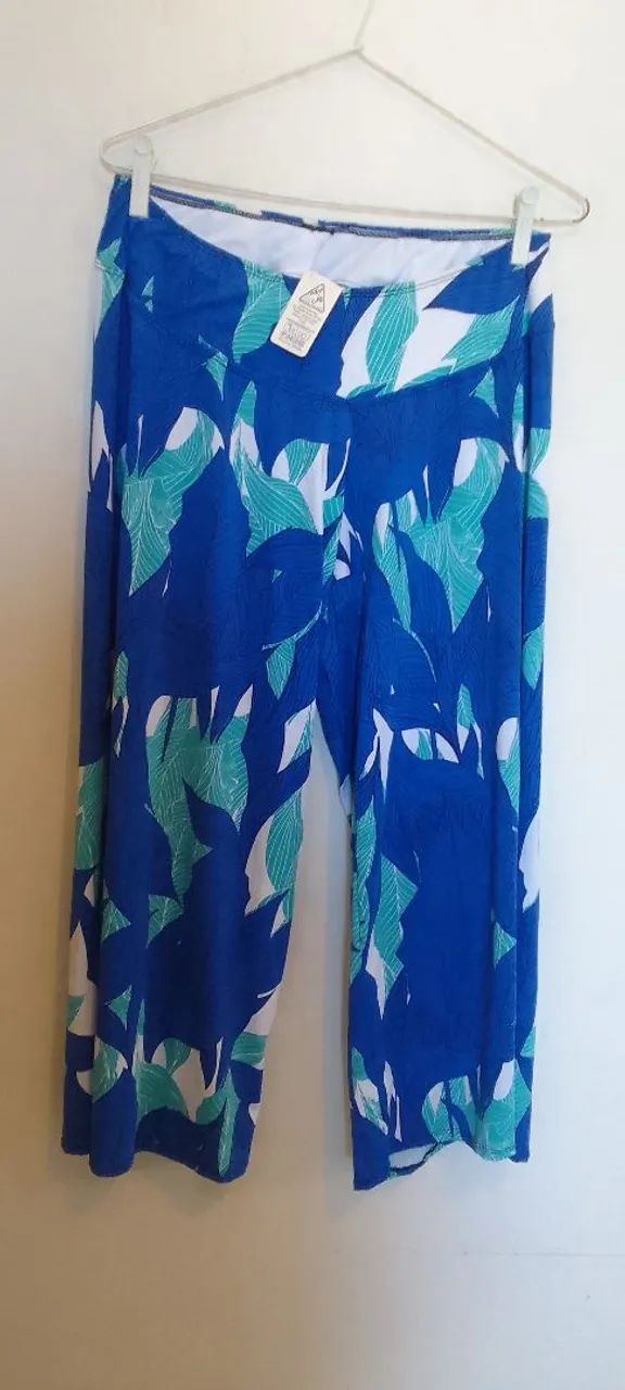 Calça Pantalona Tam M nova, com etiqueta 