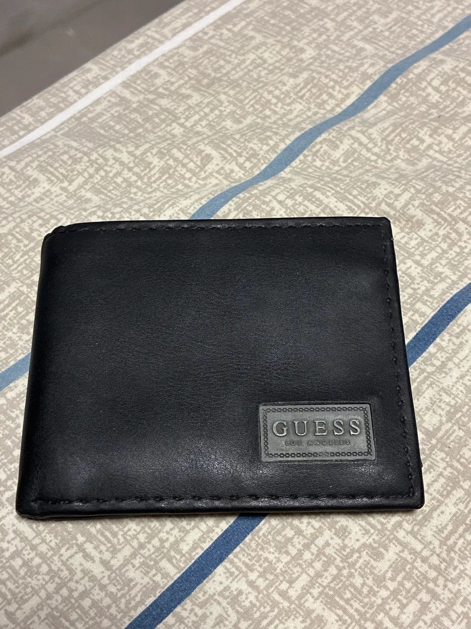Carteira Guess