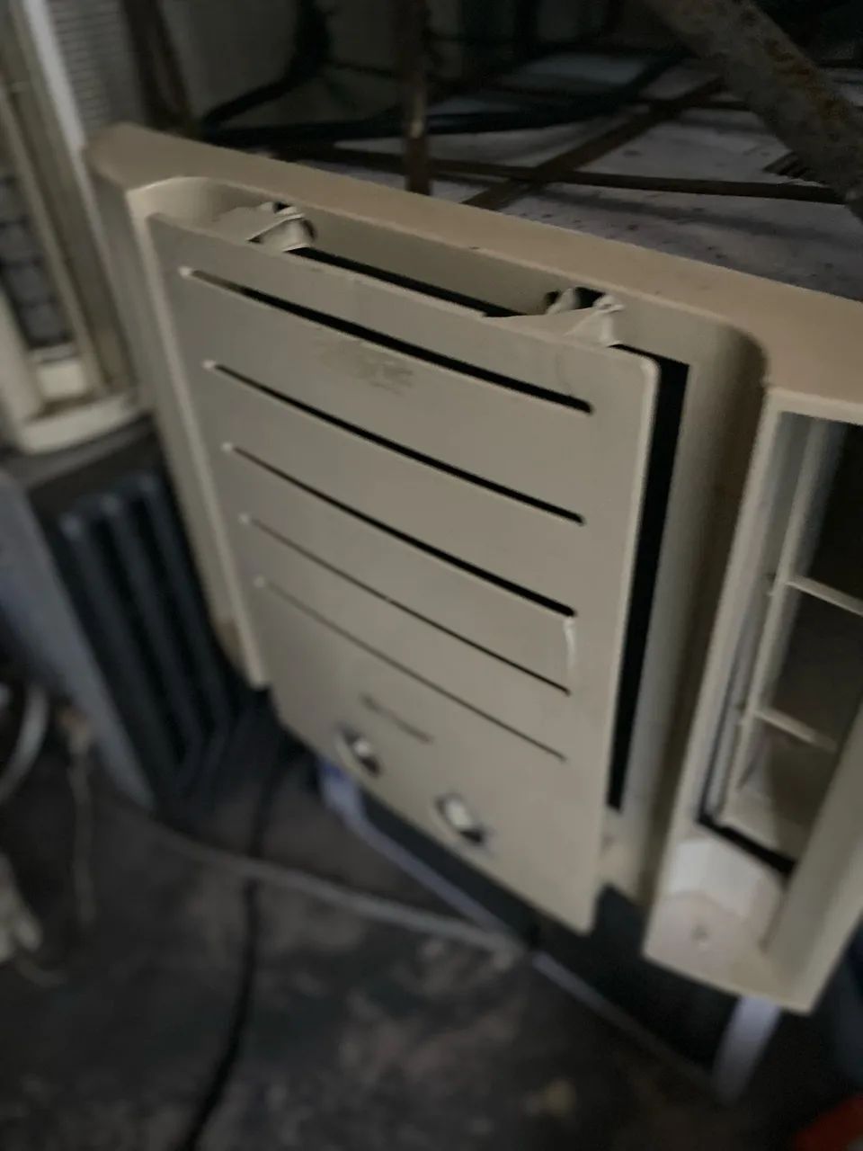 Ar condicionado de janela  9000 btus - Foto 4
