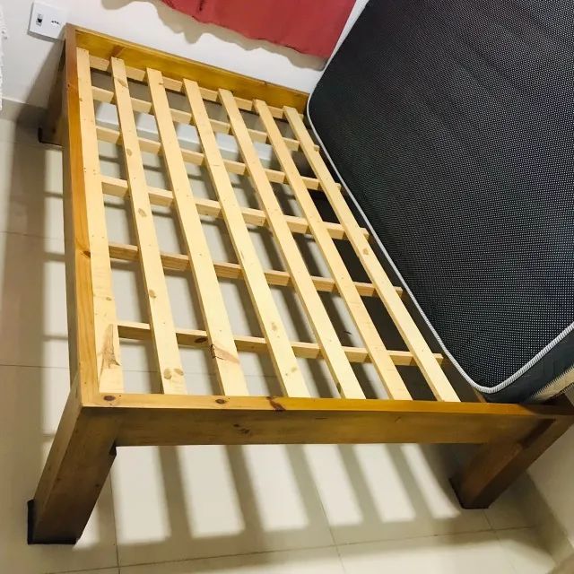 Oportunidade! Cama de madeira/casal - Foto 3