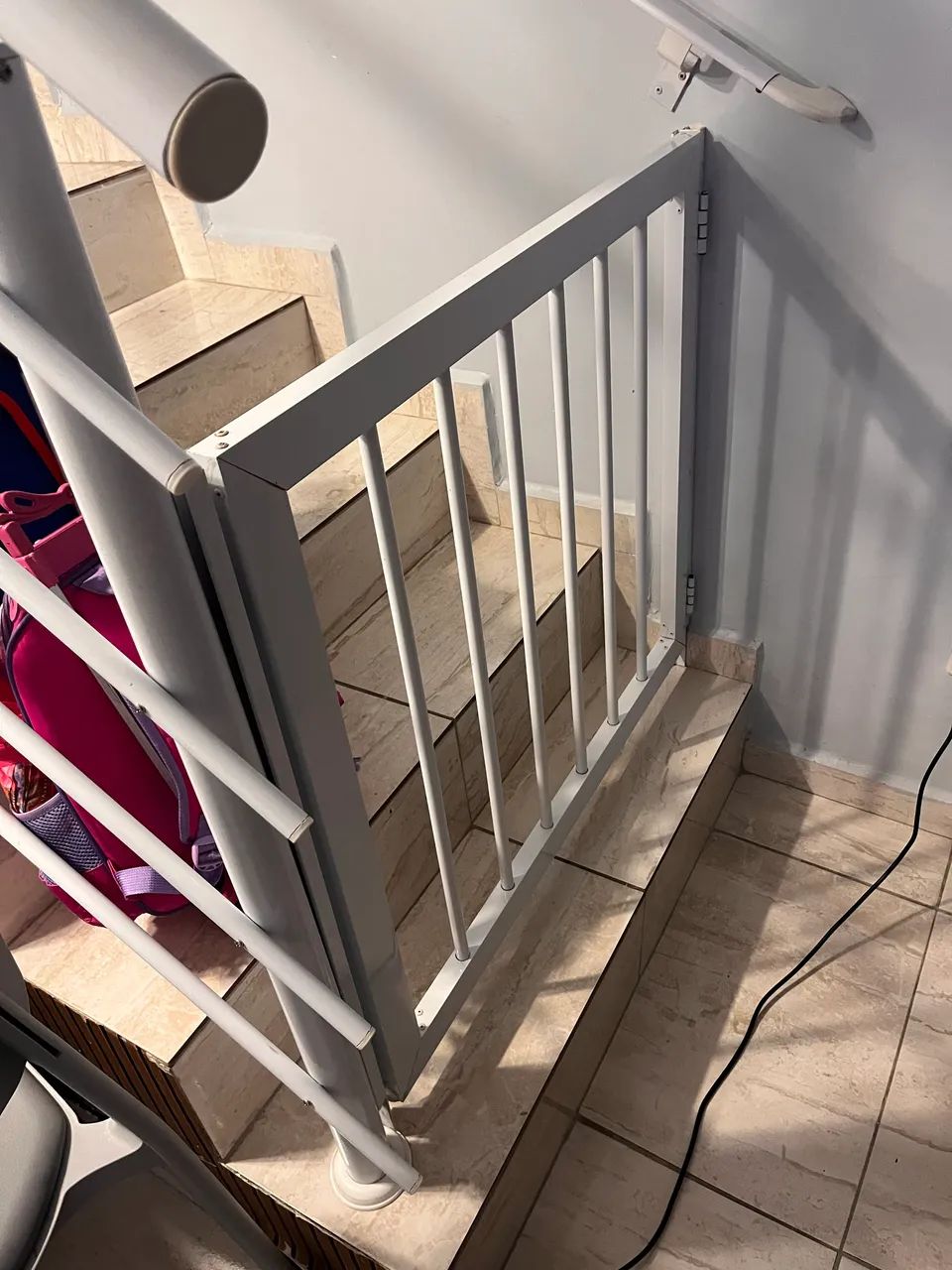 2 white aluminum gates